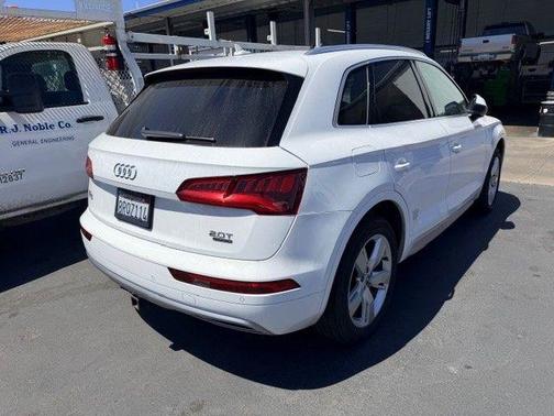 Ibis White 2018 Audi Q5 2.0T Premium Plus