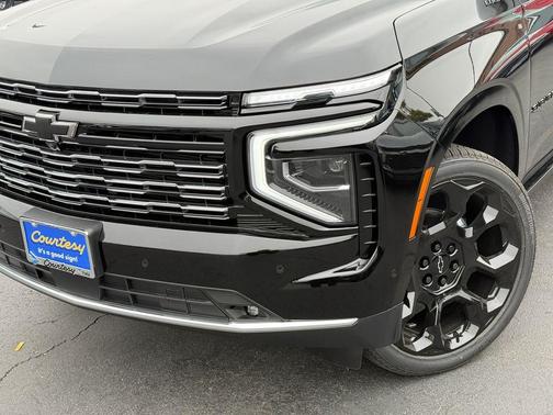 Black 2026 Chevrolet Suburban High Country