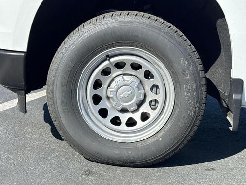 Summit White 2026 Chevrolet Silverado 1500 WT