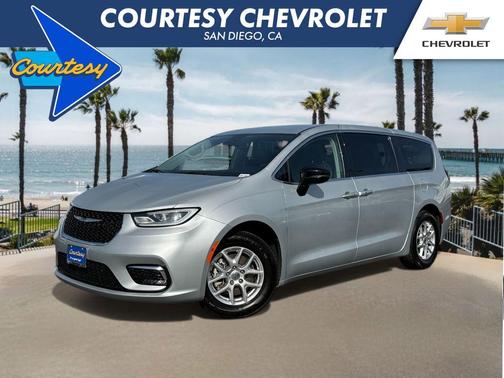2024 Chrysler Pacifica Touring-L