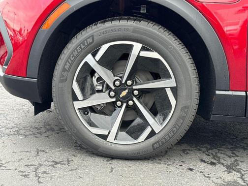 2026 Chevrolet Equinox EV LT 2