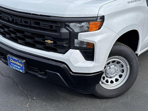 Summit White 2026 Chevrolet Silverado 1500 WT