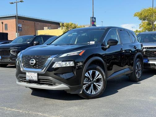 Super Black 2023 Nissan Rogue SV