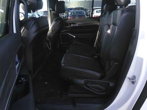 Bright White Clearcoat 2024 Jeep Wagoneer L Series II
