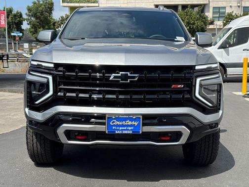 Sterling Gray Metallic 2026 Chevrolet Suburban Z71