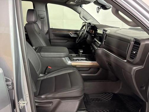 Sterling Gray Metallic 2026 Chevrolet Silverado 1500 LT Trail Boss