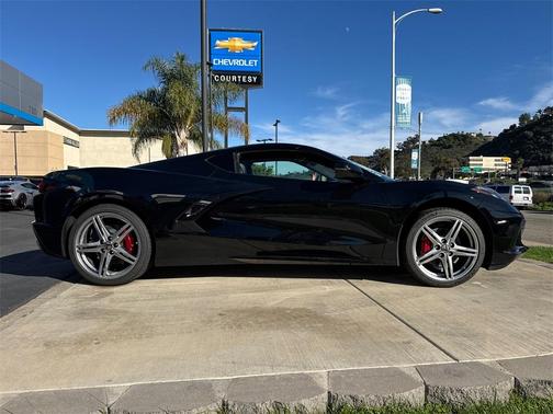 2026 Chevrolet Corvette Stingray w/2LT