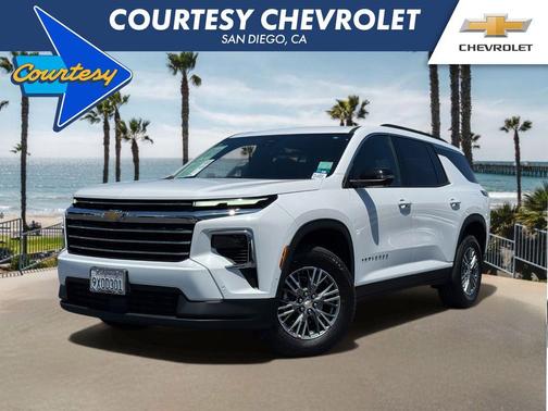 Summit White 2025 Chevrolet Traverse LT