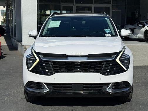 Glacial White Pearl 2023 Kia Sportage SX-Prestige
