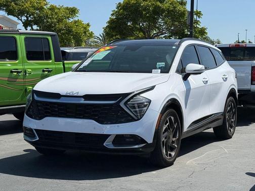 Glacial White Pearl 2023 Kia Sportage SX-Prestige