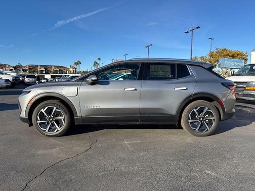 2026 Chevrolet Equinox EV LT 2
