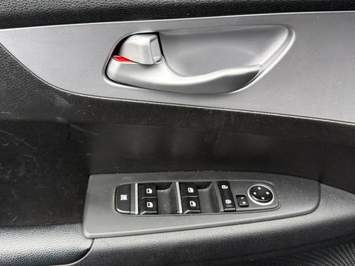 Gravity Gray 2023 Kia Forte LXS