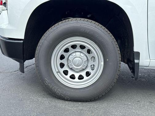 Summit White 2026 Chevrolet Silverado 1500 WT