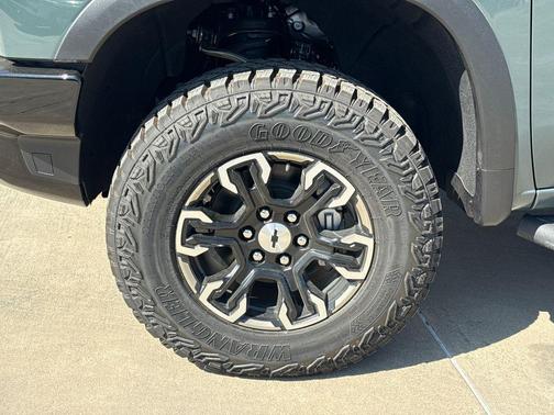 Cypress 2026 Chevrolet Silverado 1500 ZR2