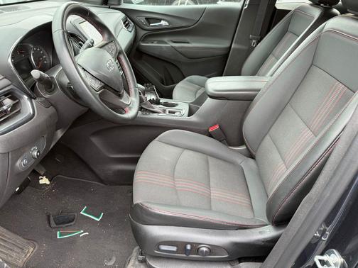 Gray 2023 Chevrolet Equinox RS