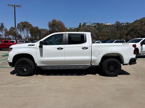 Summit White 2026 Chevrolet Silverado 1500 Custom Trail Boss