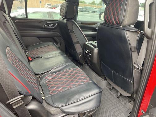 Cayenne Red Tintcoat 2022 GMC Yukon SLE