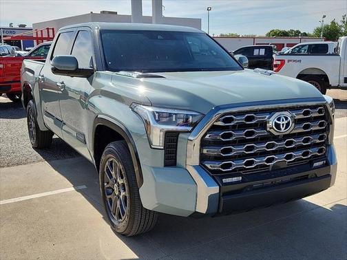 2024 Toyota Tundra Hybrid Platinum