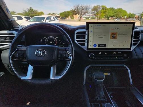 2024 Toyota Tundra Hybrid Platinum