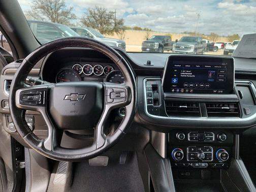 2021 Chevrolet Suburban RST