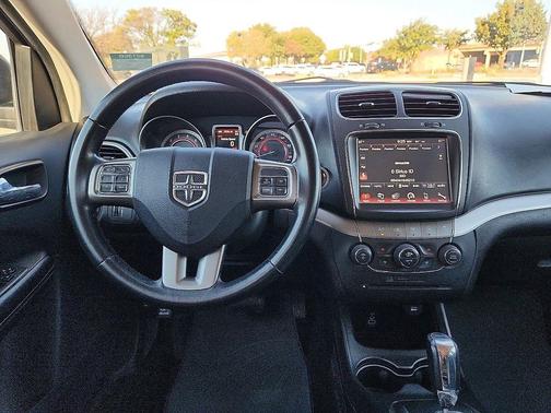 2020 Dodge Journey Crossroad