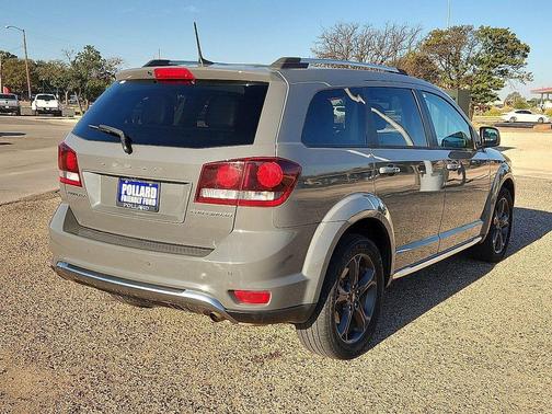 2020 Dodge Journey Crossroad
