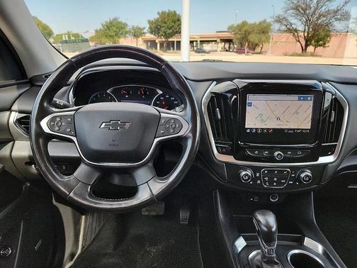2021 Chevrolet Traverse RS