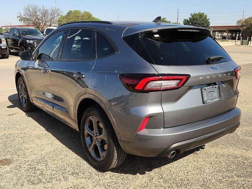Carbonized Gray Metallic 2024 Ford Escape ST-Line
