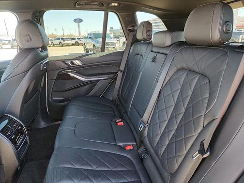 2023 BMW X5 sDrive40i