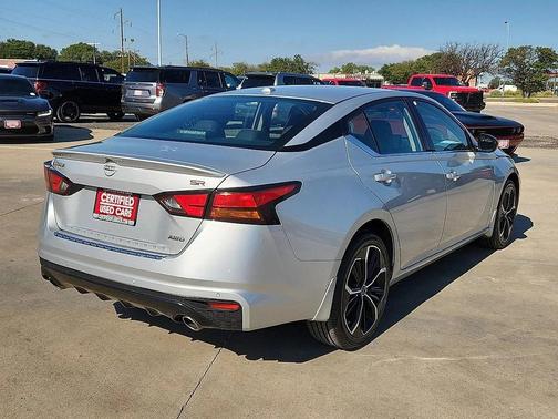 2023 Nissan Altima SR Intelligent AWD