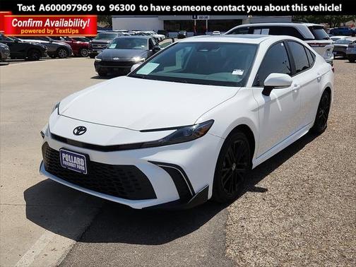 2025 Toyota Camry SE