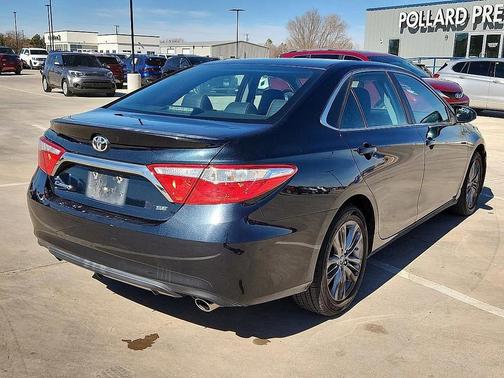 2017 Toyota Camry SE