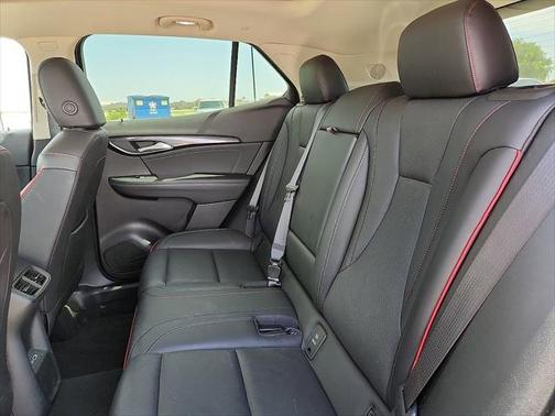 2023 Buick Envision Essence FWD