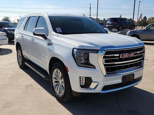 2023 GMC Yukon SLT