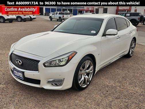 2017 INFINITI Q70L 3.7