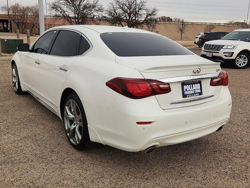 2017 INFINITI Q70L 3.7