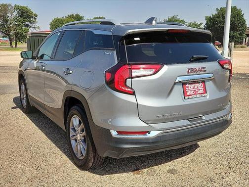 2024 GMC Terrain SLT