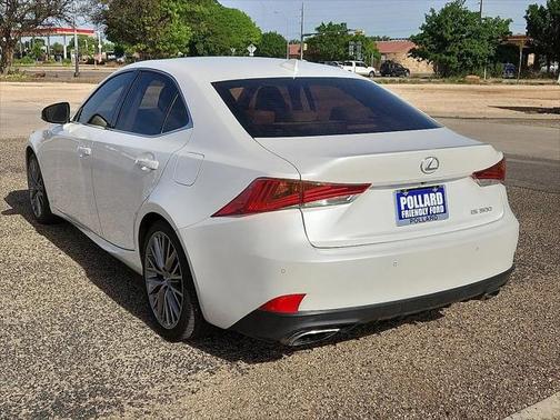 2019 Lexus IS 300 Base