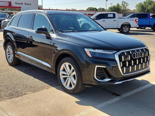 Mythos Black 2025 Audi Q7 55 Premium Plus