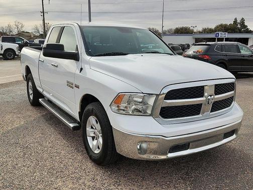 2016 RAM 1500 SLT