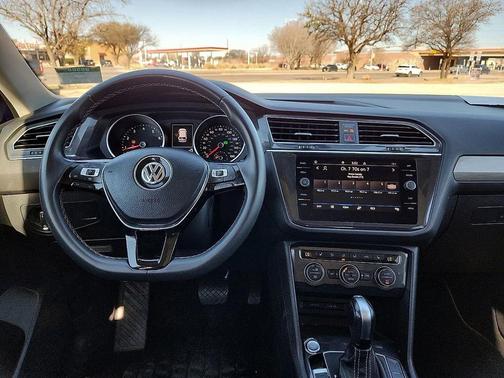 2021 Volkswagen Tiguan 2.0T SEL