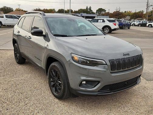 2023 Jeep Cherokee Altitude