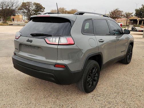 2023 Jeep Cherokee Altitude