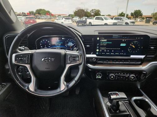 Black 2022 Chevrolet Silverado 1500 RST