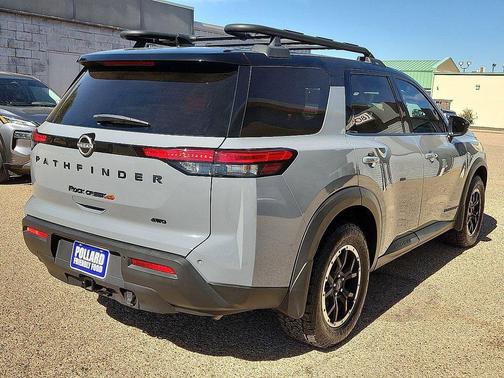 2024 Nissan Pathfinder Rock Creek 4WD