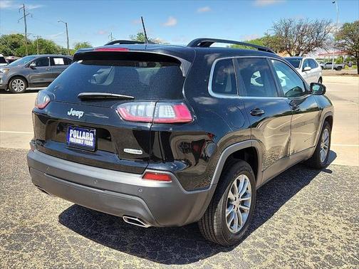 2022 Jeep Cherokee Latitude Lux
