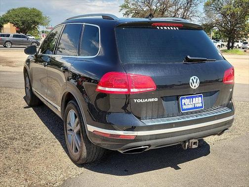 2016 Volkswagen Touareg VR6 Lux