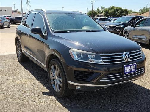 2016 Volkswagen Touareg VR6 Lux