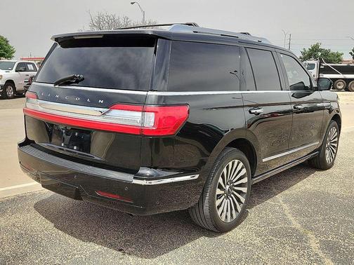 Black Velvet 2018 Lincoln Navigator Reserve