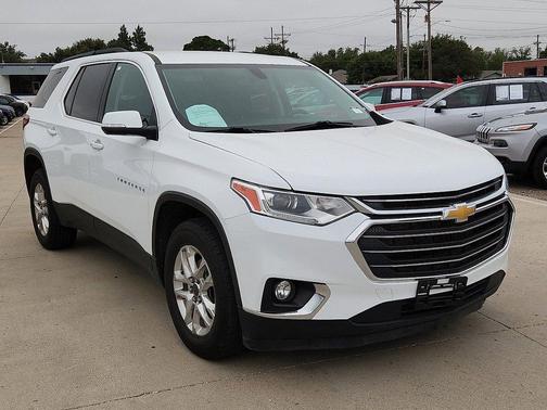 2021 Chevrolet Traverse LT Leather